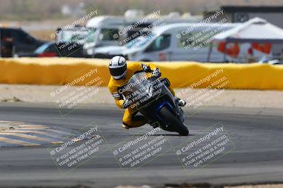 media/Apr-10-2022-SoCal Trackdays (Sun) [[f104b12566]]/Turn 2 (1135am)/